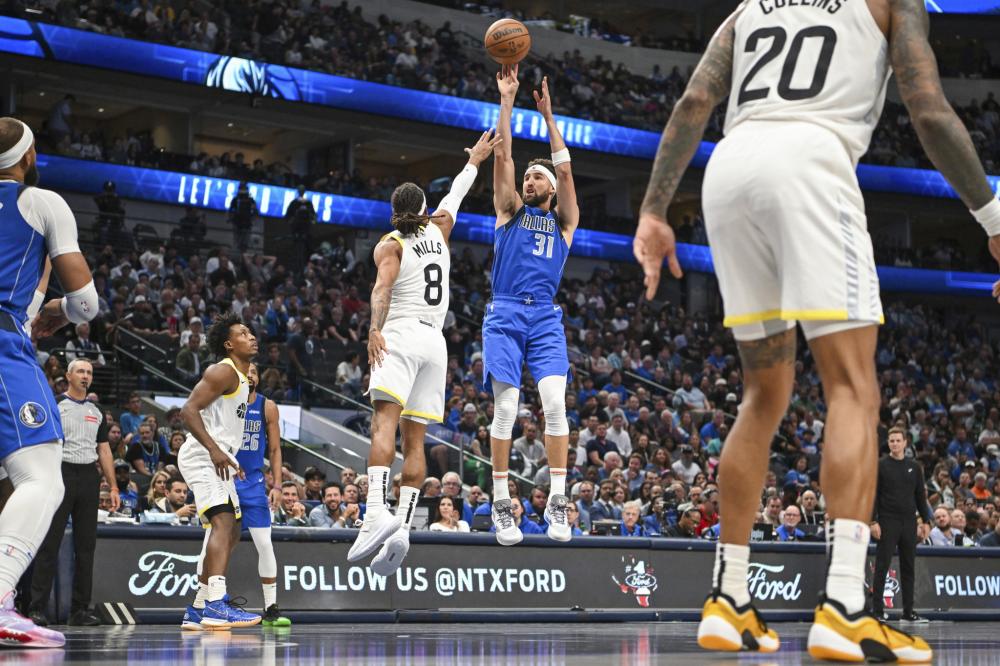 因此他特别 因此他特别